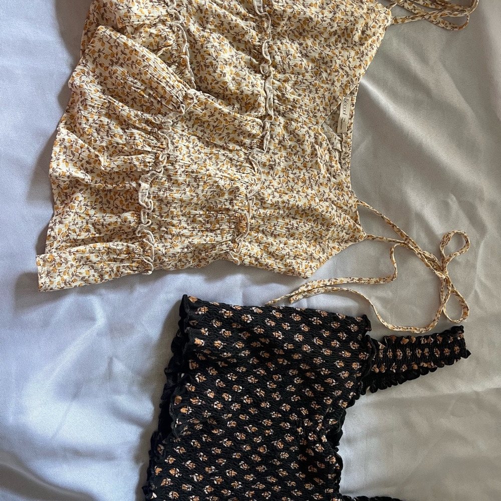 Floral Print Crop Tops - Set of Two